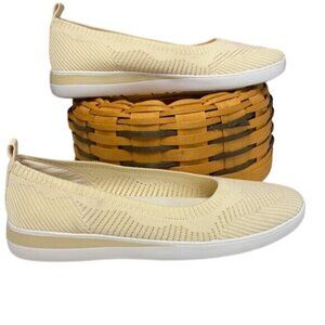 Aerosoles Womens Beige Knit Slip-On Flats Size 8